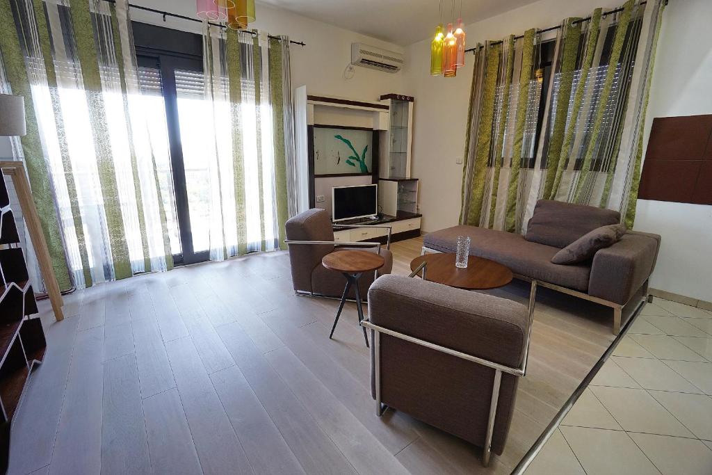 Budva Bay Breeze Apartments photo