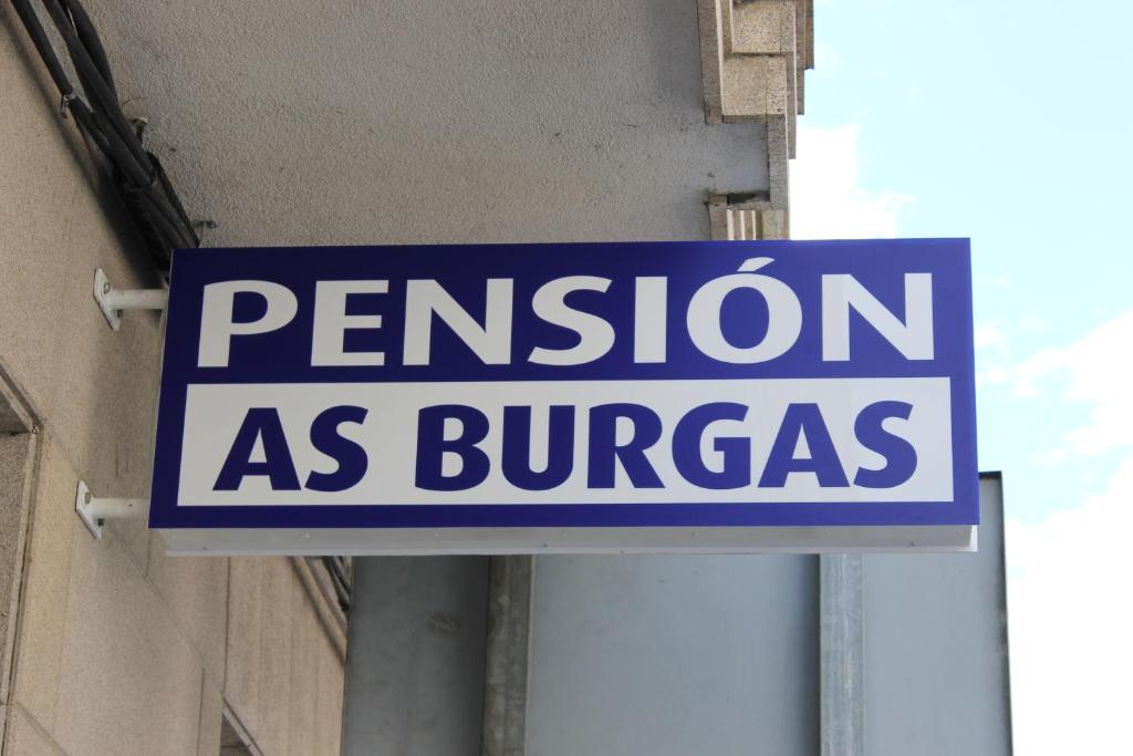 Pension As Burgas — Hotel in Caldas De Reyes