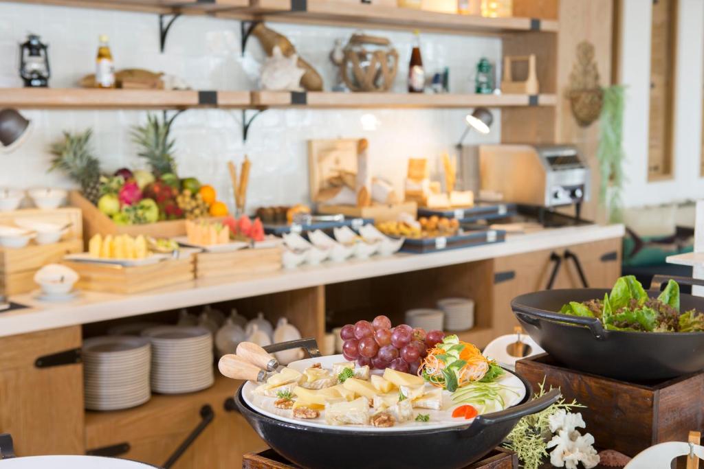 อาหารและเครื่องดื่ม