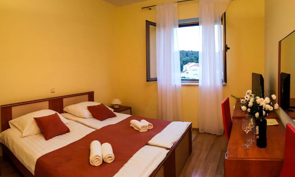 Guesthouse Pomena photo