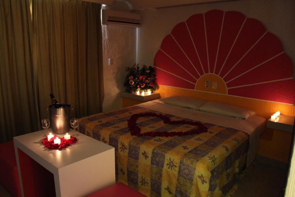 Motel California photo