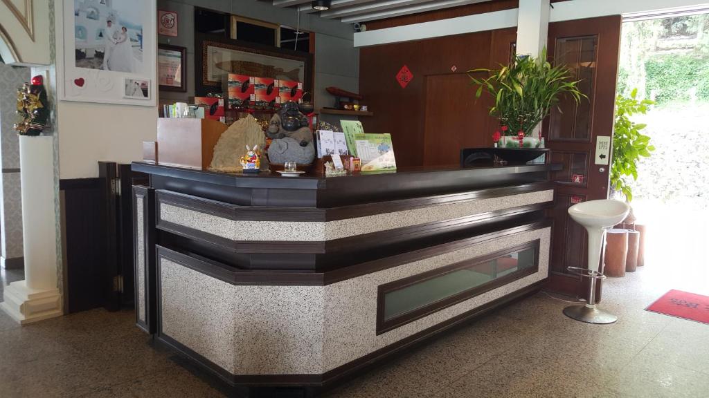 Sun Fog Hotel — Hotel in Nantou