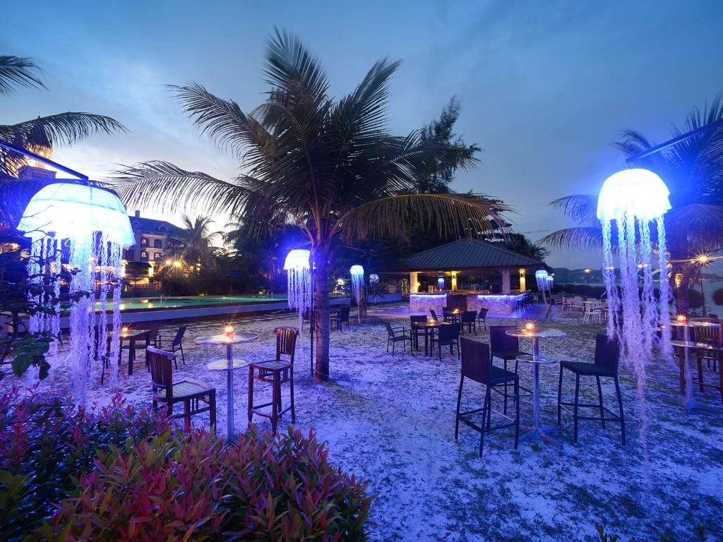 Pub/lounge