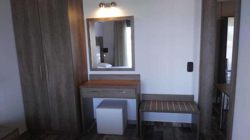 Bright Star — Hotel rooms in Faliraki, South Aegean
