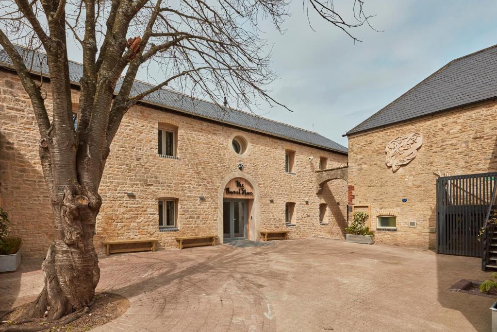 The Barrel Store Cirencester — Hotel in Cirencester