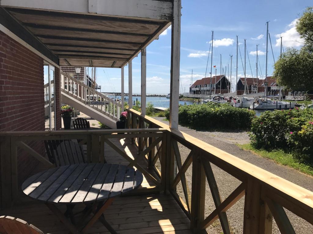 Klintholm Marina Park Cabins