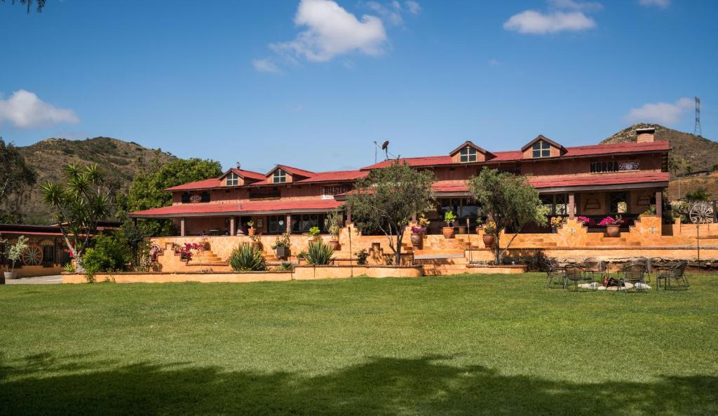 Horsepower Ranch — Hotel in Ensenada