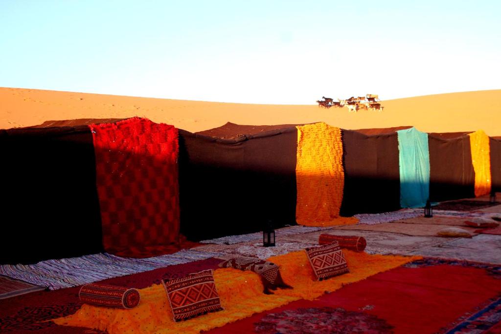 Palmeras Y Dunas Luxery Camp — Hotel in Merzouga