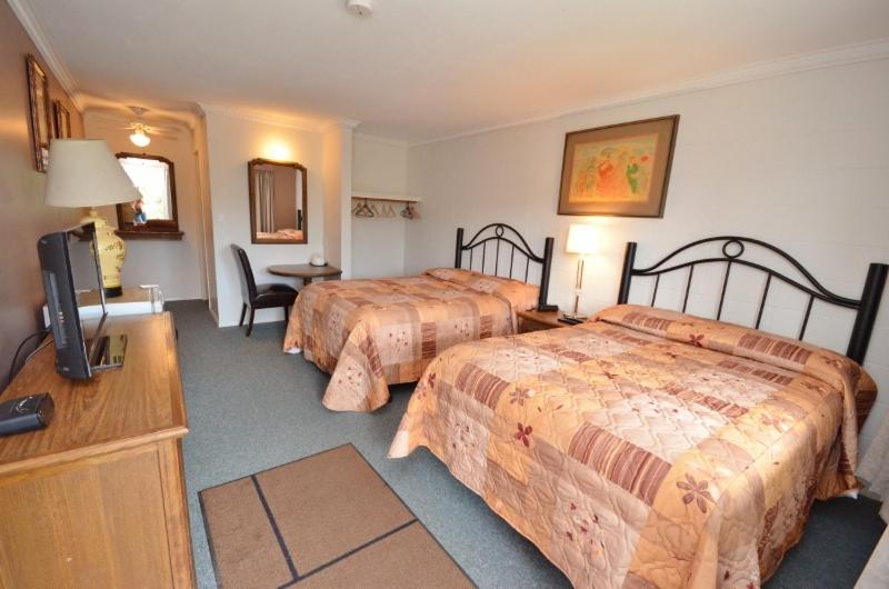 High Country Inn photo