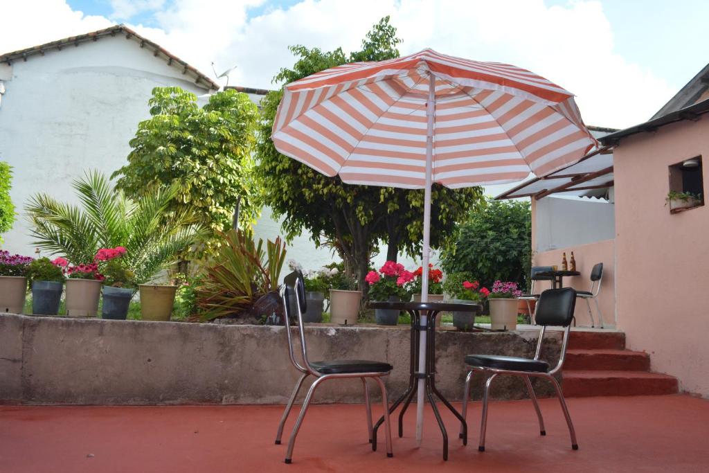 Hostal Juana de Arco - 2