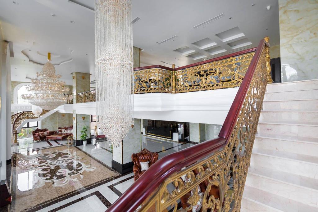 로열 꽝빈 호텔 호텔 이미지 1