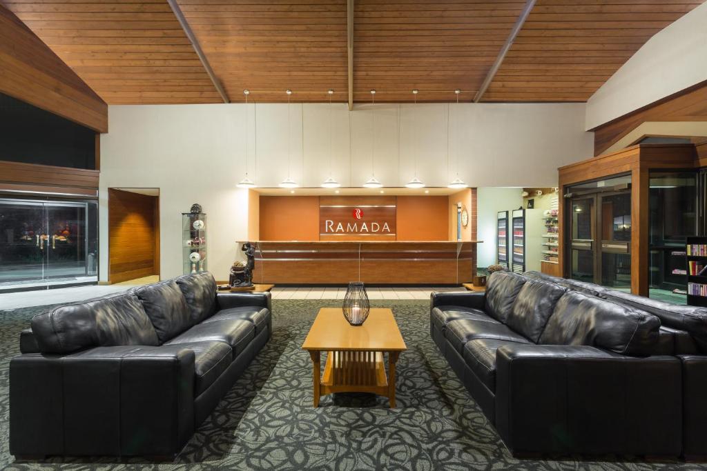 Ramada By Wyndham Cedar City Photo 7