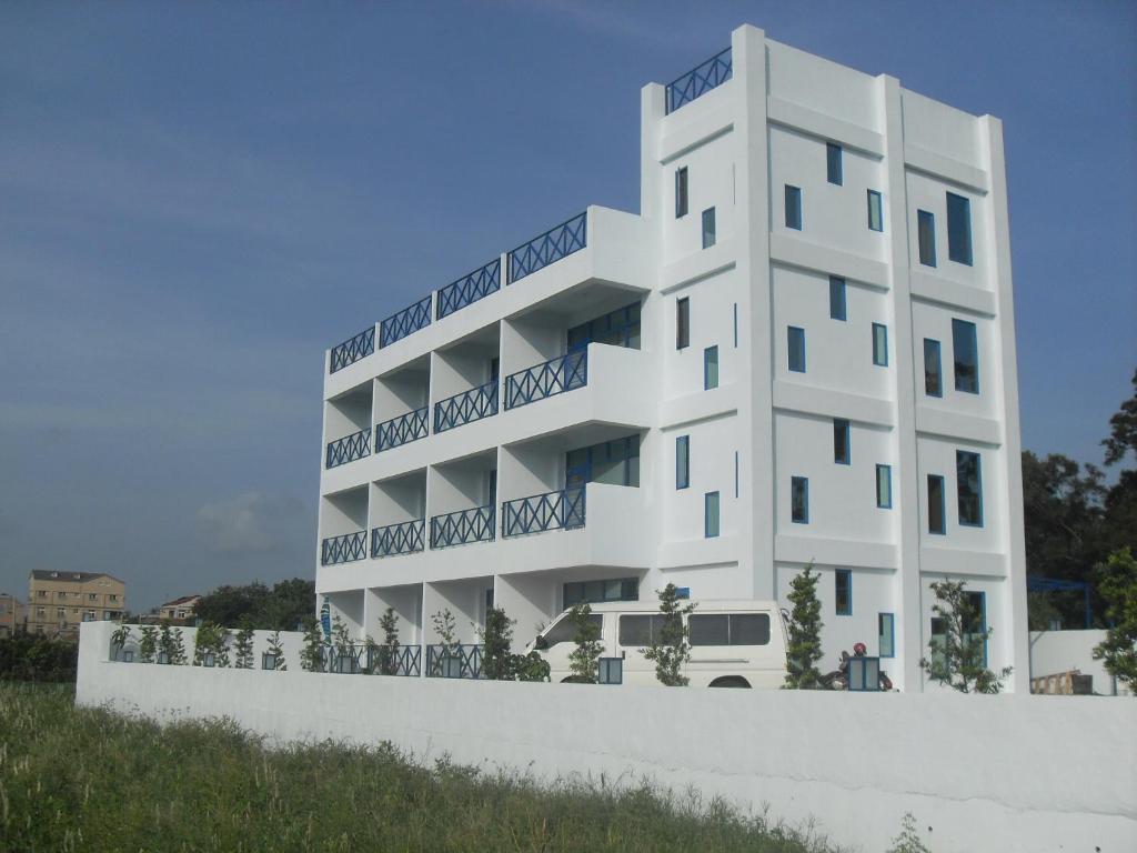 Bay Villa Hall photo