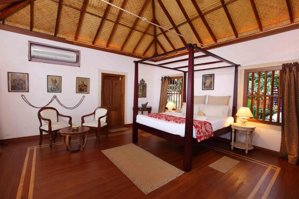 Azure Tides Marari photo