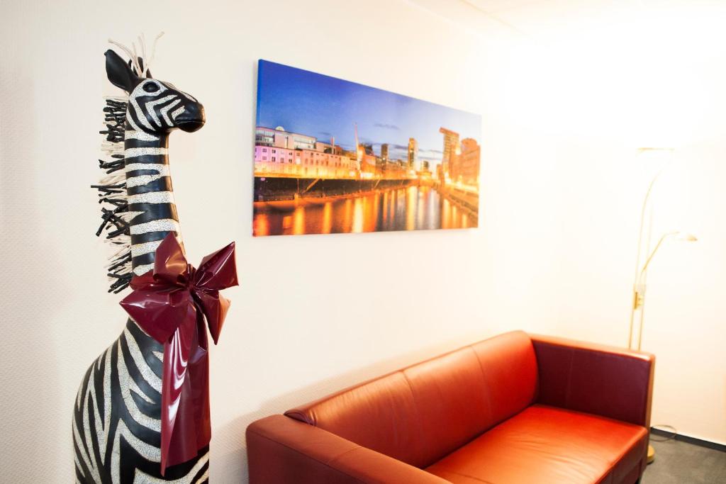Hotel Am Dusseldorfer Platz photo