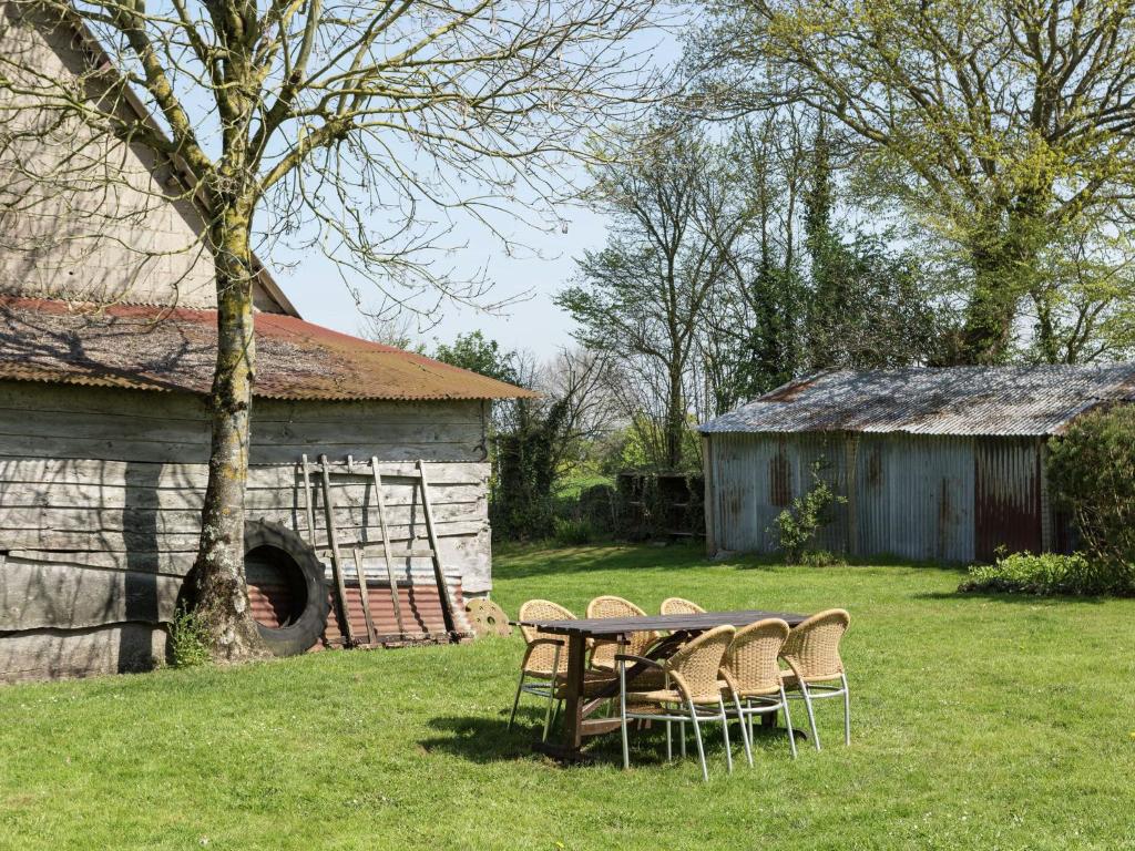 Rustic Holiday Home in Normandy France with Garden