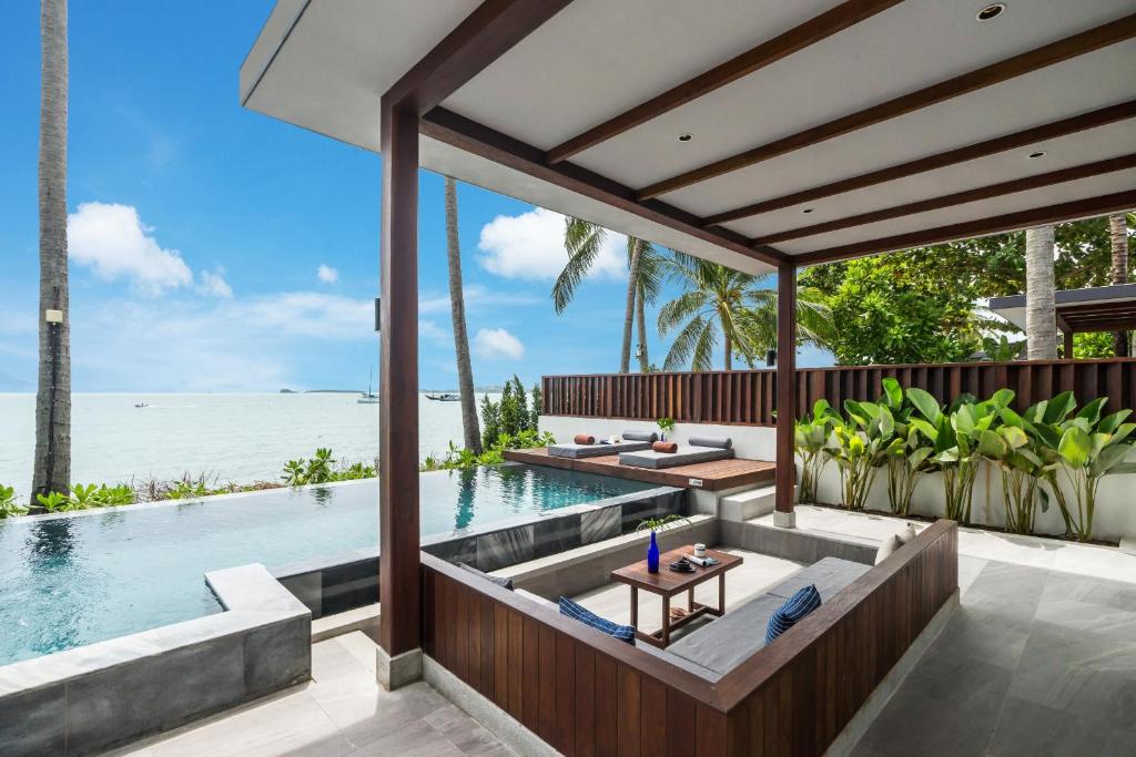 Great swimming pool