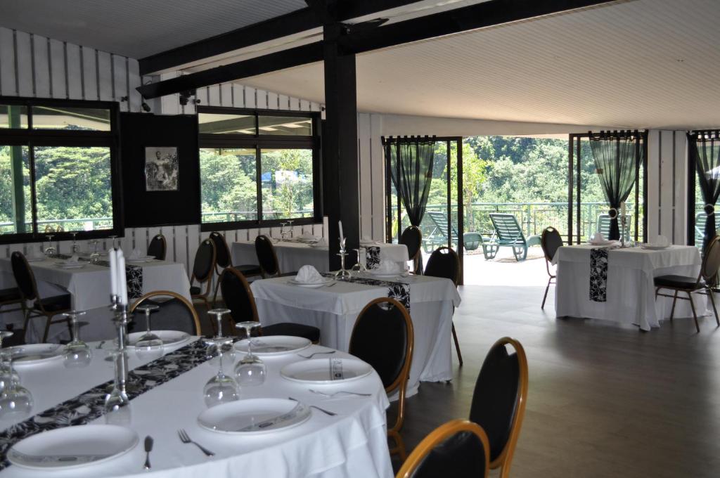 Tahiti Le Relais de la Maroto Hotel dining