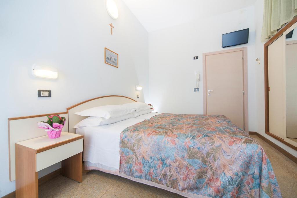 Hotel Latini - 2
