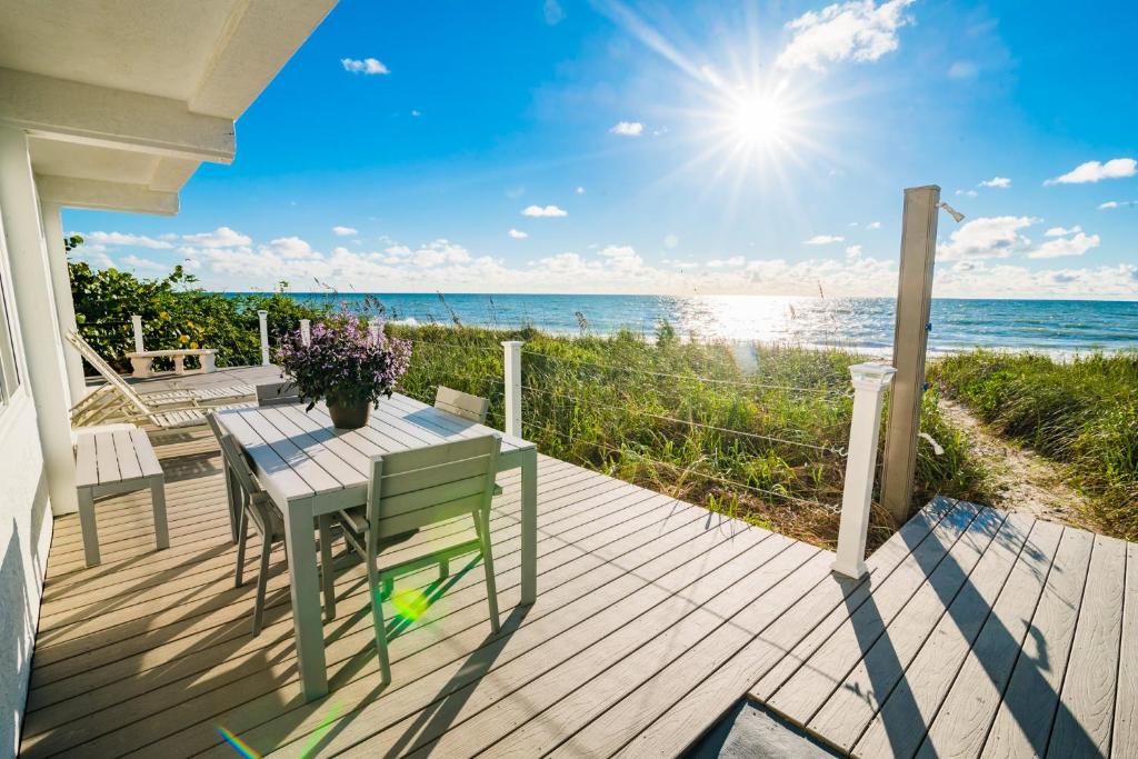 Island House photo