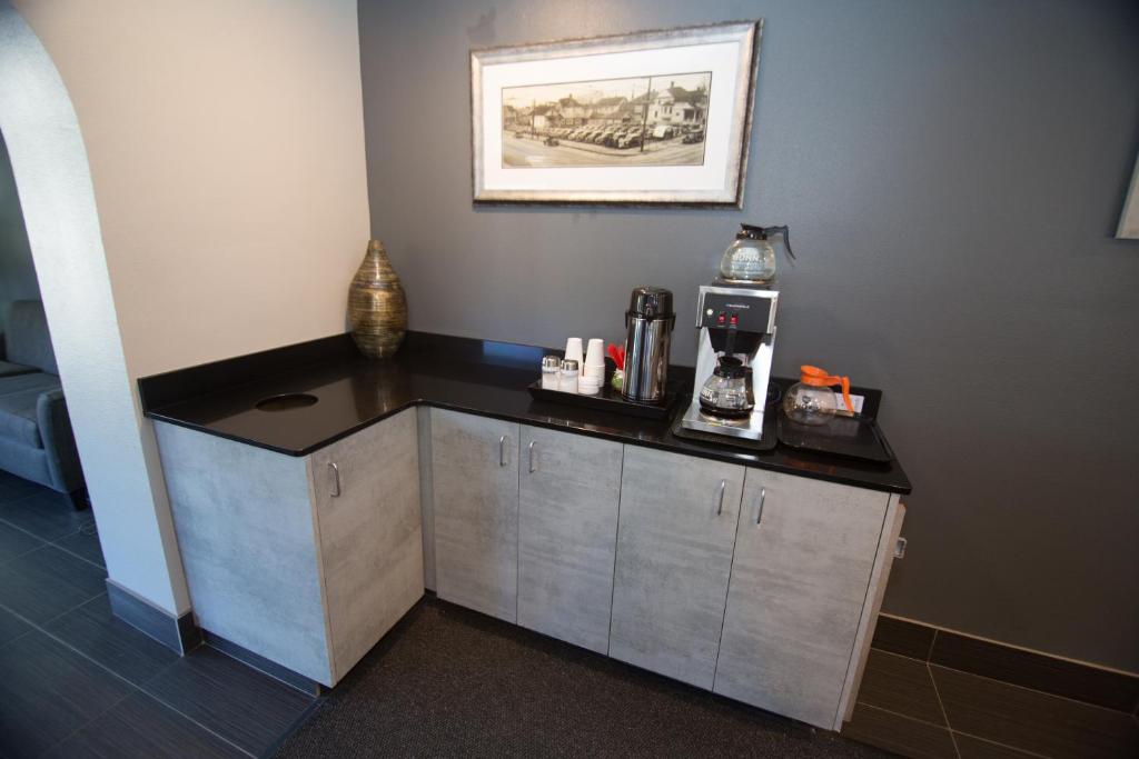 Eastside Lodge Photo 35