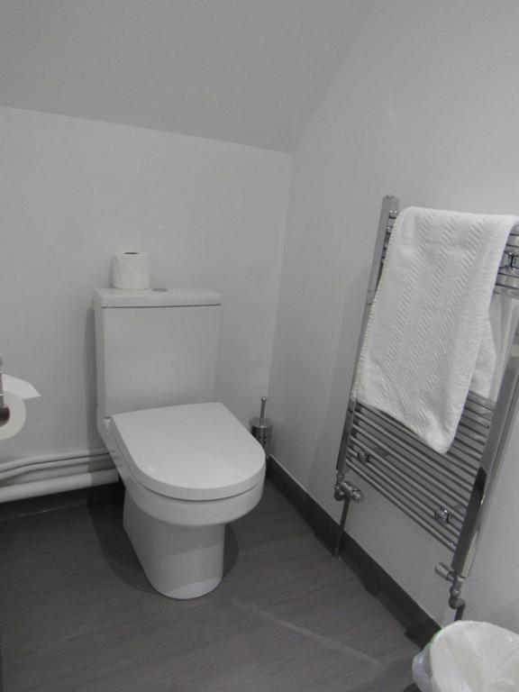 Pear Tree Inn photo