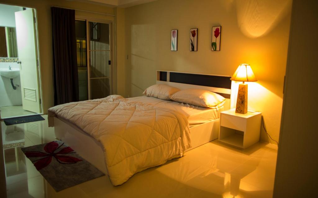 The Suvarnabhumi Apartment photo