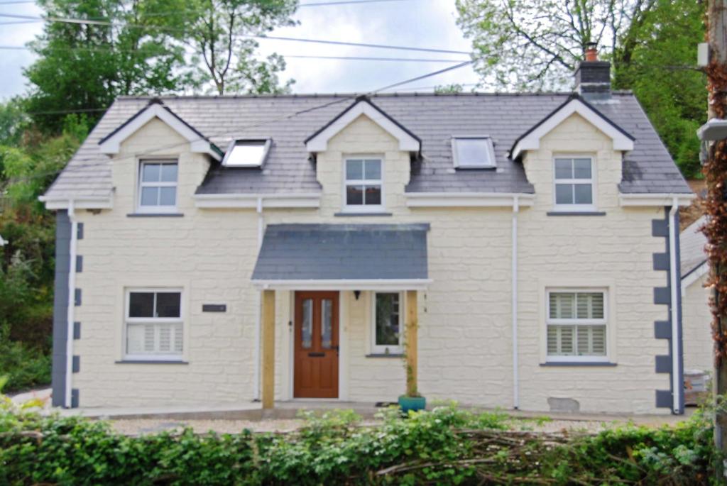 Highbury, Abercych photo 3