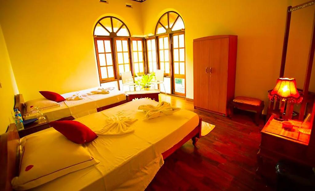 Rockwood Villa photo