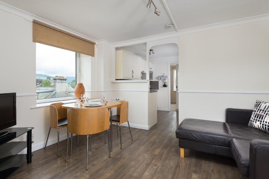 Balmoral Apartment, Keswick photo 2