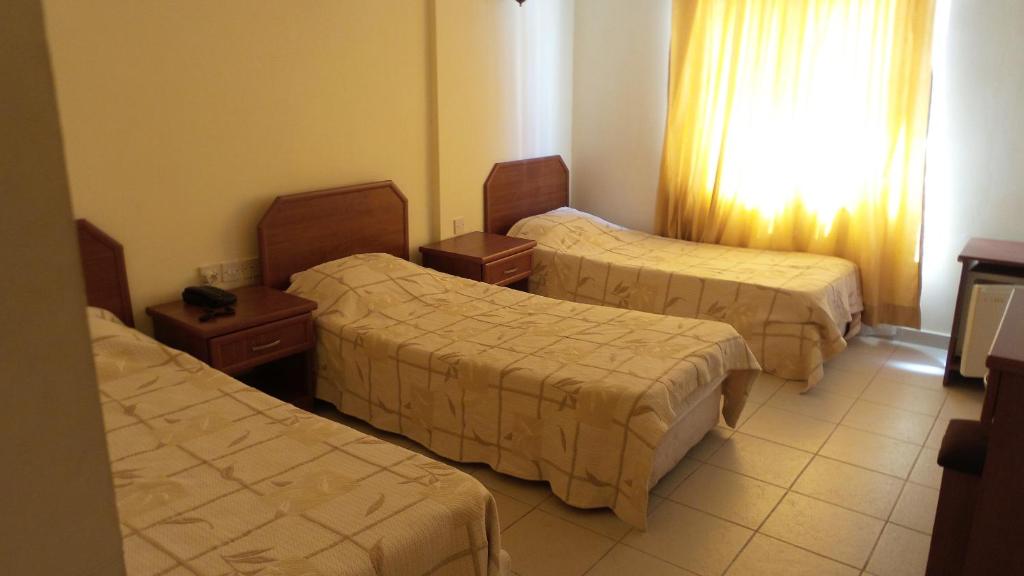 Kasgar Court Hotel photo