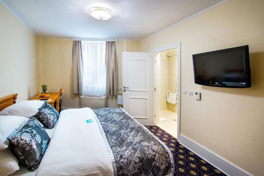 Szoba kétszemélyes ággyal - akadálymentesített