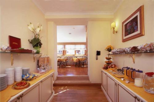 Hotel La Lumiere Di Piazza Di Spagna Photo 3