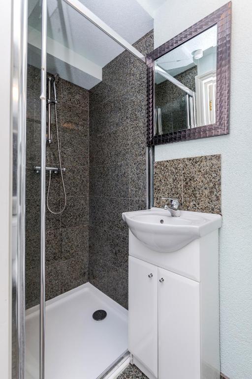 Watford General Suites photo