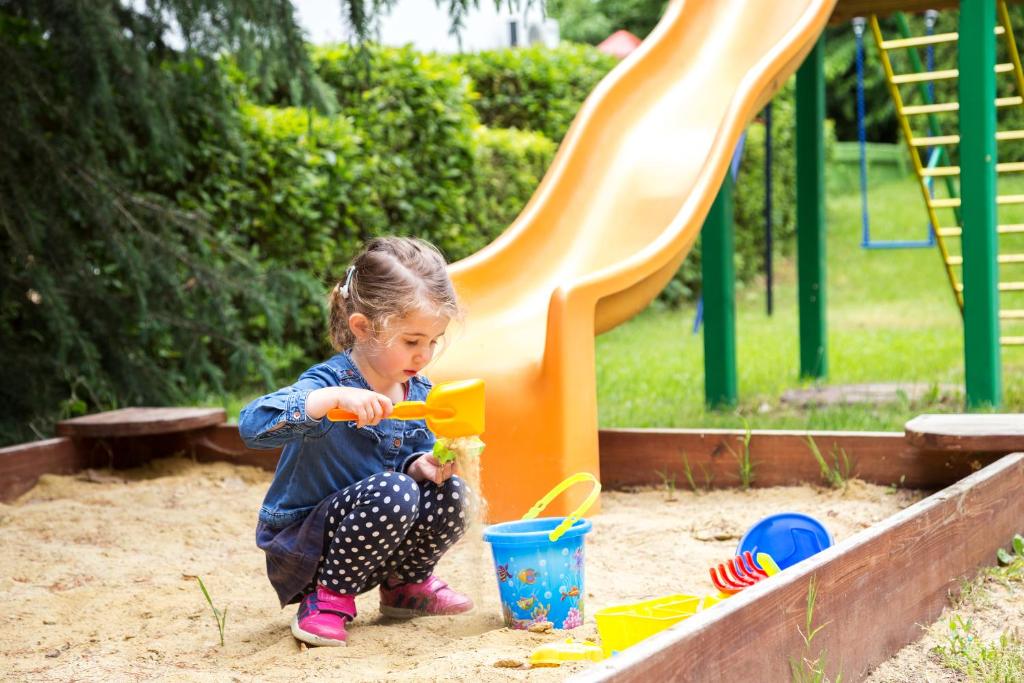 Ljuljak Hotel — Attractions for children in Golden Sands, Varna Region