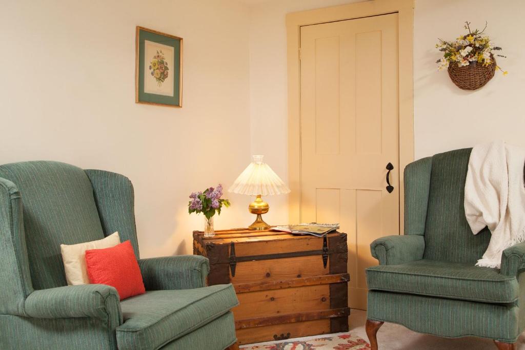 The Featherbed Inn photo