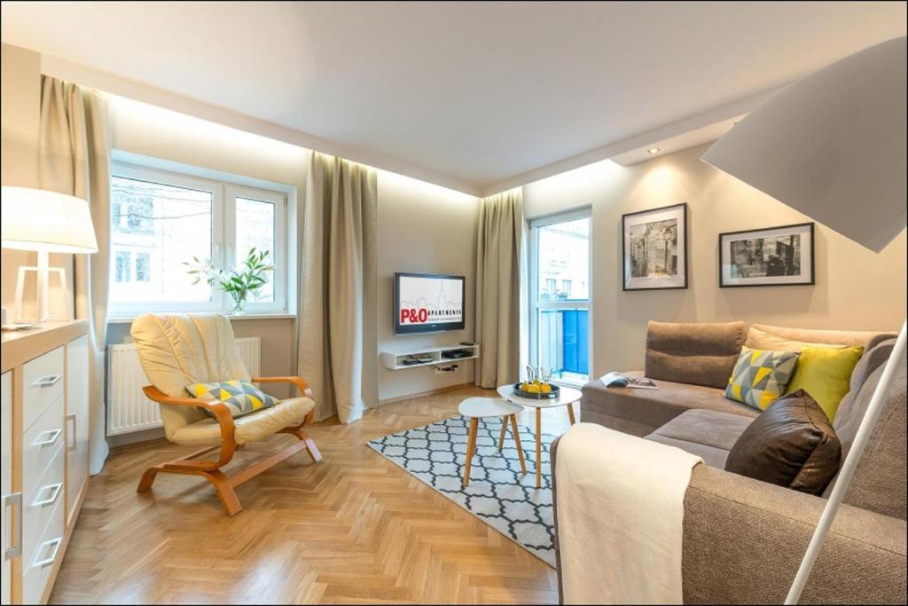 Chmielna Warsaw Cental Station P&amp;O Serviced Apartments — Hotel in Warsaw