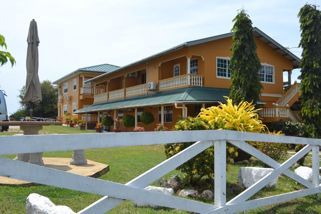 Buccoo Reef View — Hotel in Buccoo