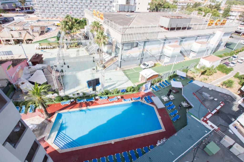 Magalluf Playa Apartments - Adults Only — Swimming pool in Magaluf, Balearic Islands