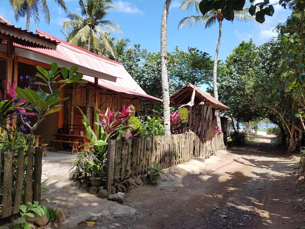 Red Island Bungalows photo