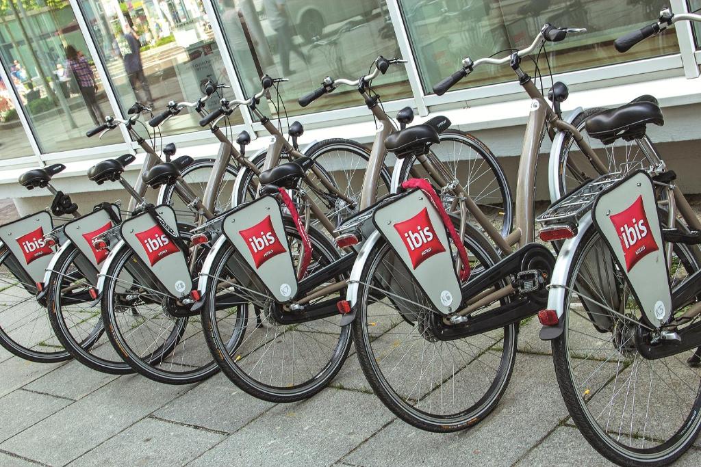 スポーツ/アクティビティ