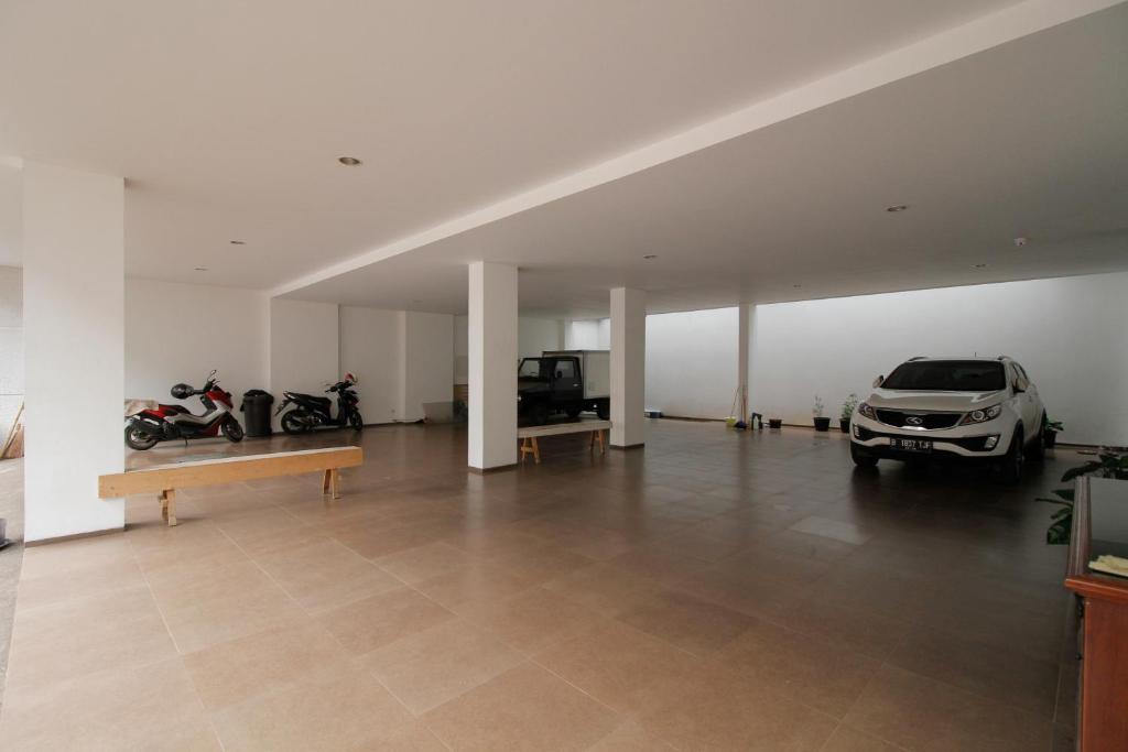 MK House SCBD photo