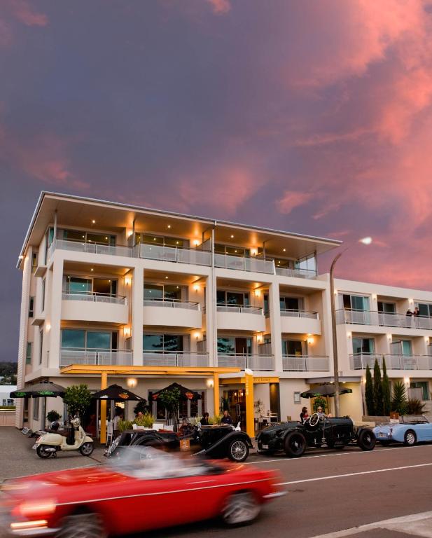 The Crown Hotel photo