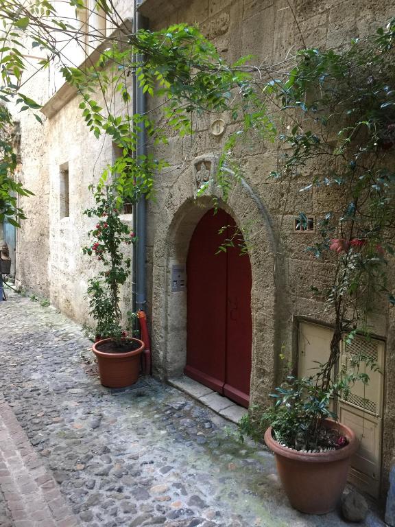 La Porte Rouge - 2