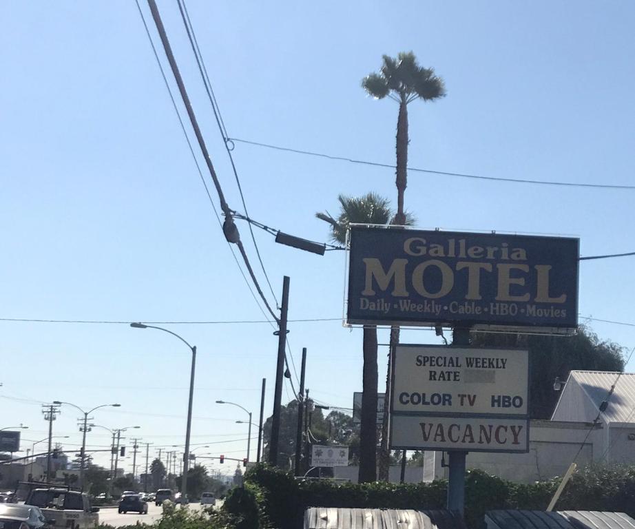 Galleria Inn Montclair/Ontario photo