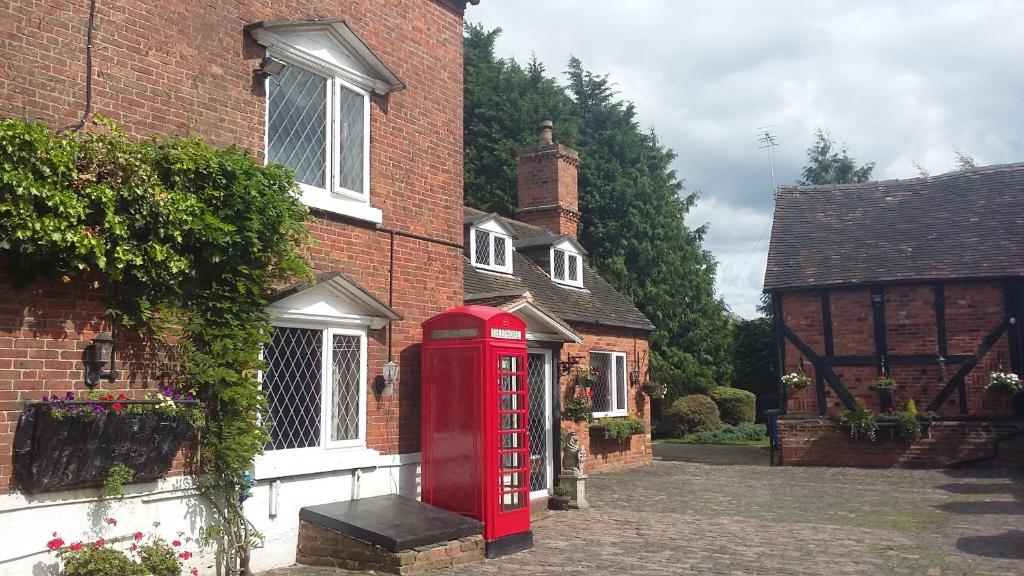 Featherstone Farm Hotel Hotel In Barton Under Needwood - 