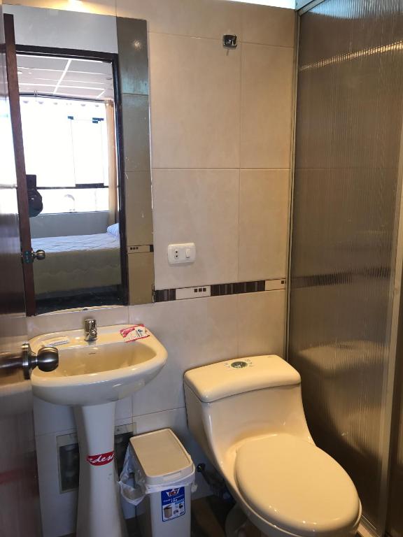 Edmoli Casa Hospedaje - 5