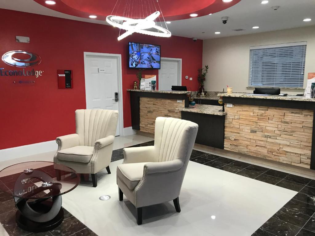 Econo Lodge Near Me