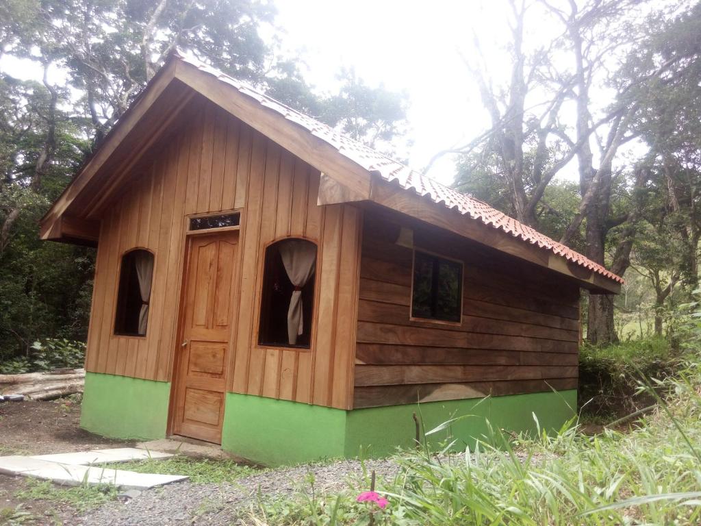 Monteverde Romantic Cottage — Hotel in Monteverde