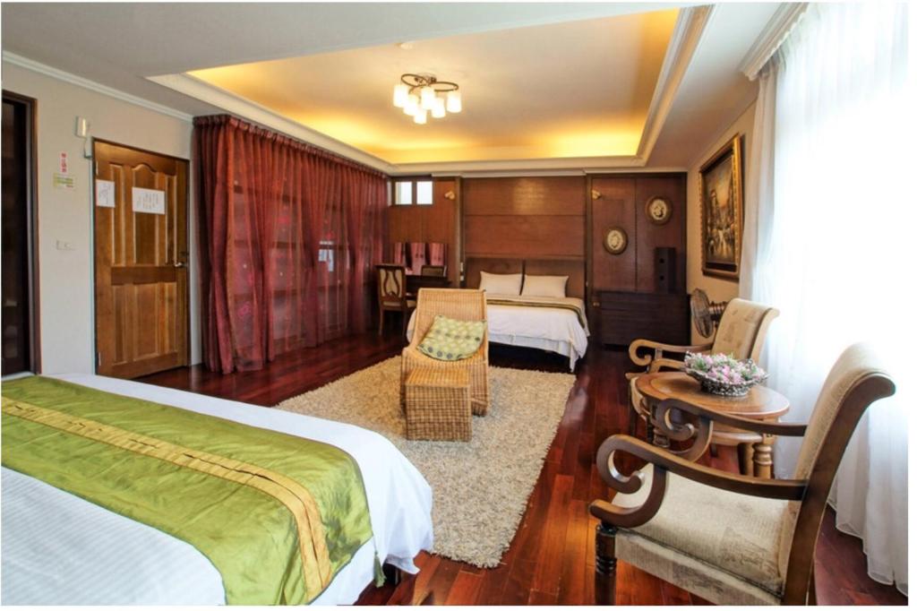 Emaly Homestay